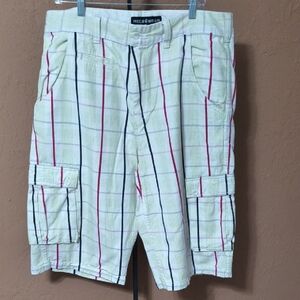 Rocawear Men's Y2K White Plaid Cargo Shorts Size 36